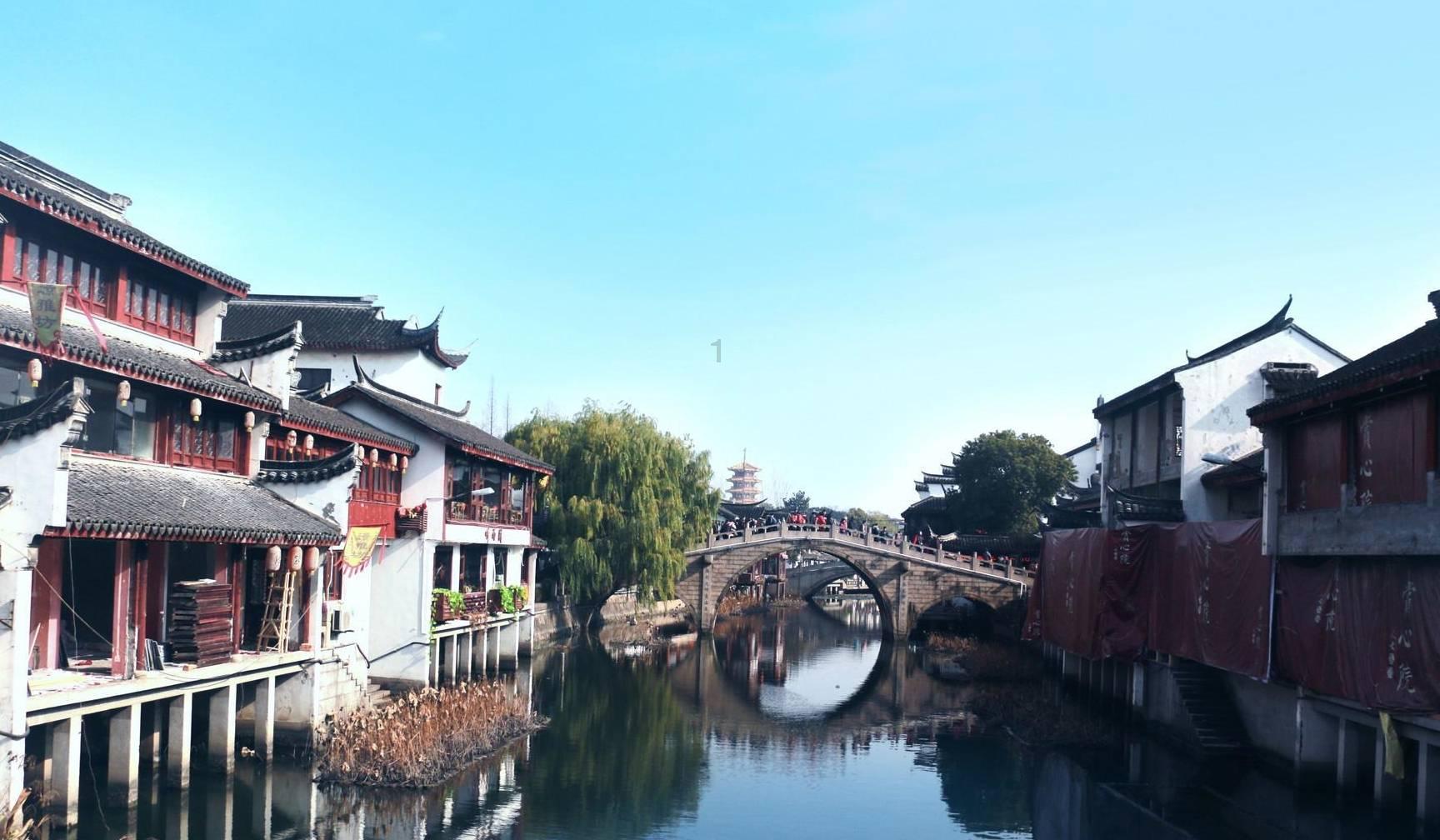 我骨股头摔断后，由于疫情原因被隔离7天后才置换手术，是不是延误了治疗，现在术后二周了刀口内部还是酸？游戏画面